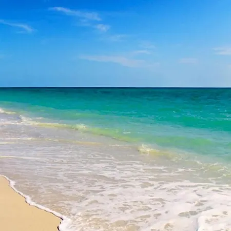 Naples Beach Retreat Bike To Beach! 4 Bed 2 Bath Exterior photo