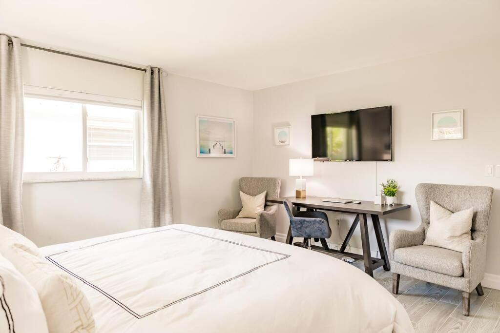 Retreat Bike To Beach! 4 Bed 2 Bath